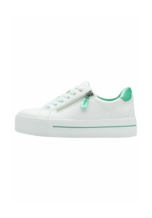 Trainers - white green