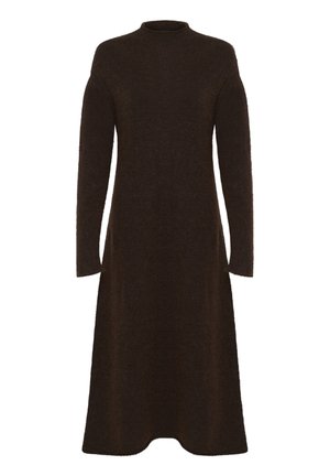 Robe longue à manches longues de couleur marron, fabriquée dans un tissu doux et texturé. Possède un col montant et une silhouette fluide qui s'étend jusqu'au mi-mollet.