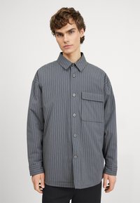 Calvin Klein - PADDED OVERSHIRT - Skjorter - iron gate Miniaturebillede 1