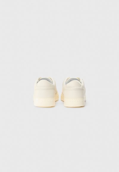HOGAN Matalavartiset tennarit - ivory