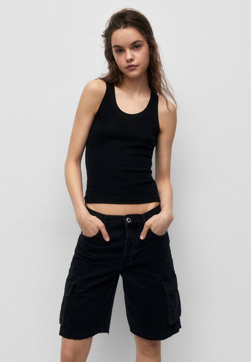 PULL&BEAR Jeans Shorts black denim Zalando.at