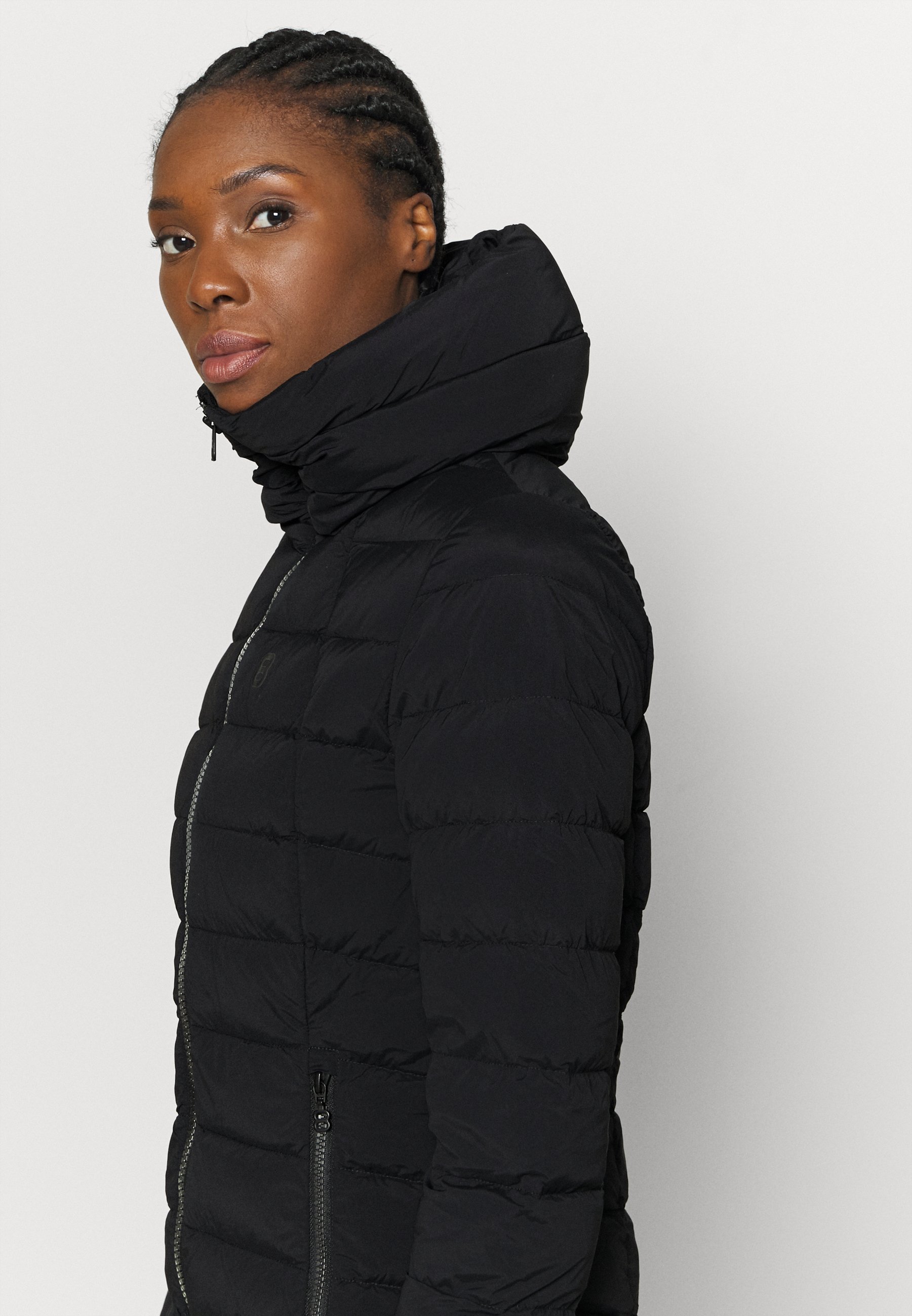 8848 Altitude ARABELLA COAT Dunjacka black Zalando.se 8848 Altitude SAVANNAH JACKET Dunjacka navy Zalando.se