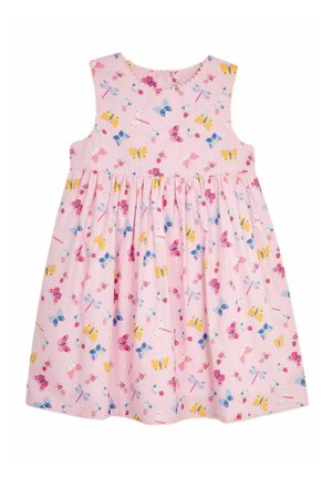 Robe rose sans manches avec une jupe froncée, ornée de papillons multicolores, de fleurs et de libellules dans un motif ludique.
