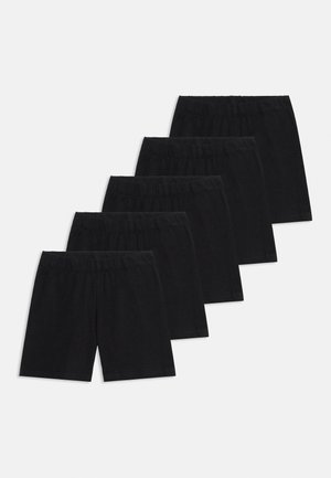 Fem par svarte shorts med elastisk midje, arrangert i en lett overlappende diagonal rekke på hvit bakgrunn.