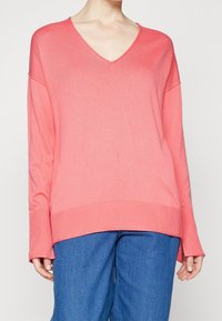 BOSS Stickad tröja - pink