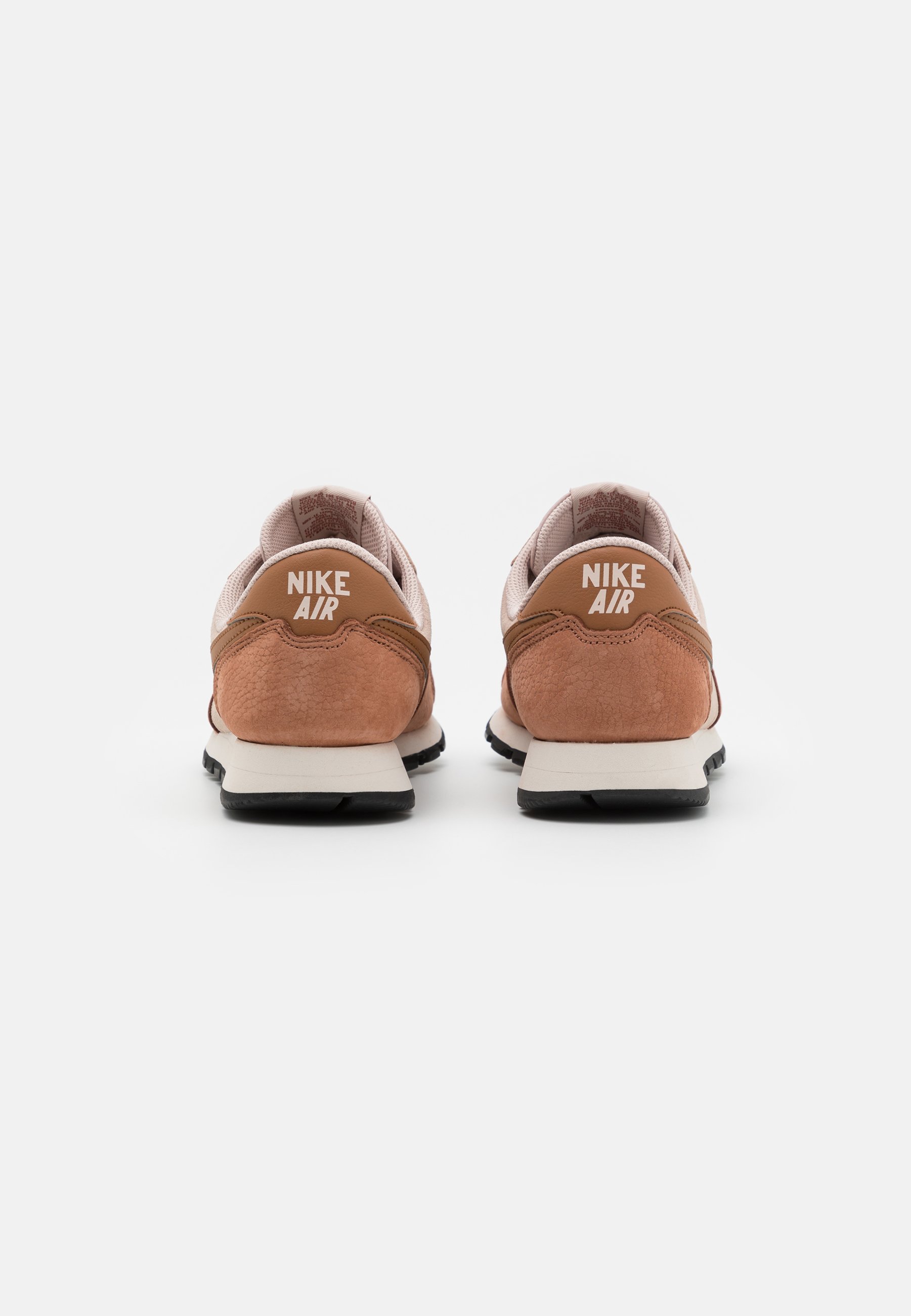 Nike Sportswear AIR PEGASUS 83 UNISEX - Sneakers laag - fossil stone/canyon  rust/fossil rose/Lichtbruin - Zalando.nl