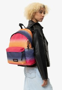Eastpak PADDED PAK'R - Tagesrucksack - spark multigrade