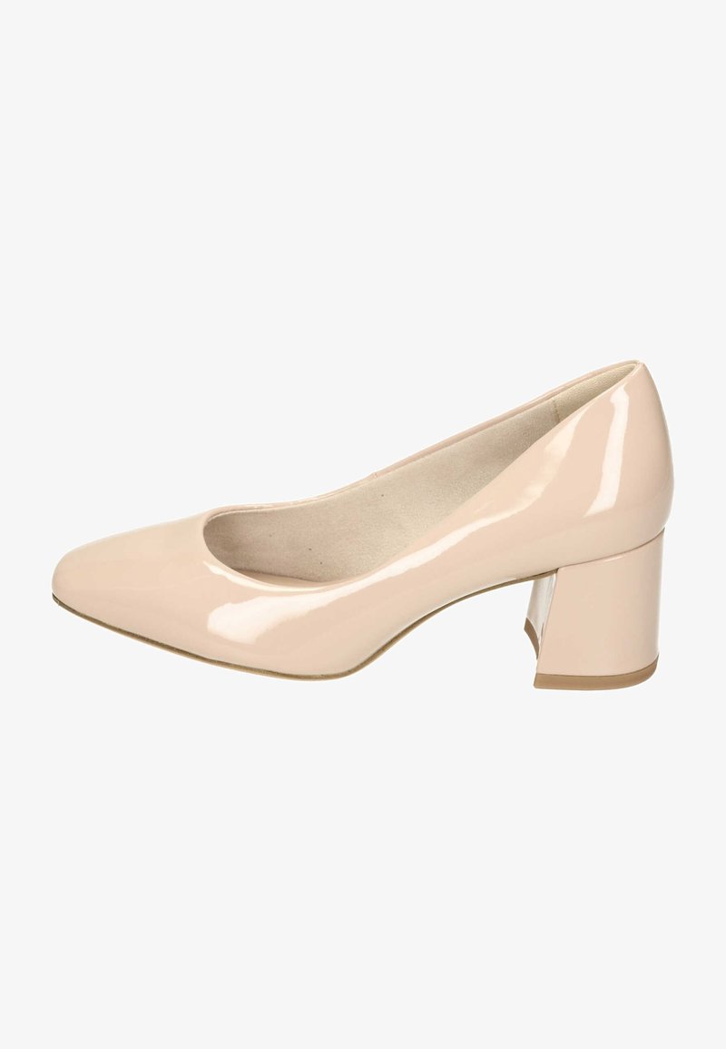 Escarpin en cuir verni beige avec un bout arrondi et un talon bloc épais, présentant une finition lisse et un design de talon légèrement encastré.