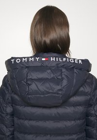 Tommy Hilfiger Zimní kabát - dark blue