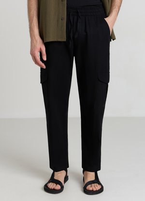 UNITA - Pantaloni cargo - nero