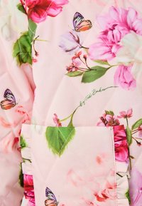 Baker by Ted Baker REGULAR FIT - Overgangsjakke - pink