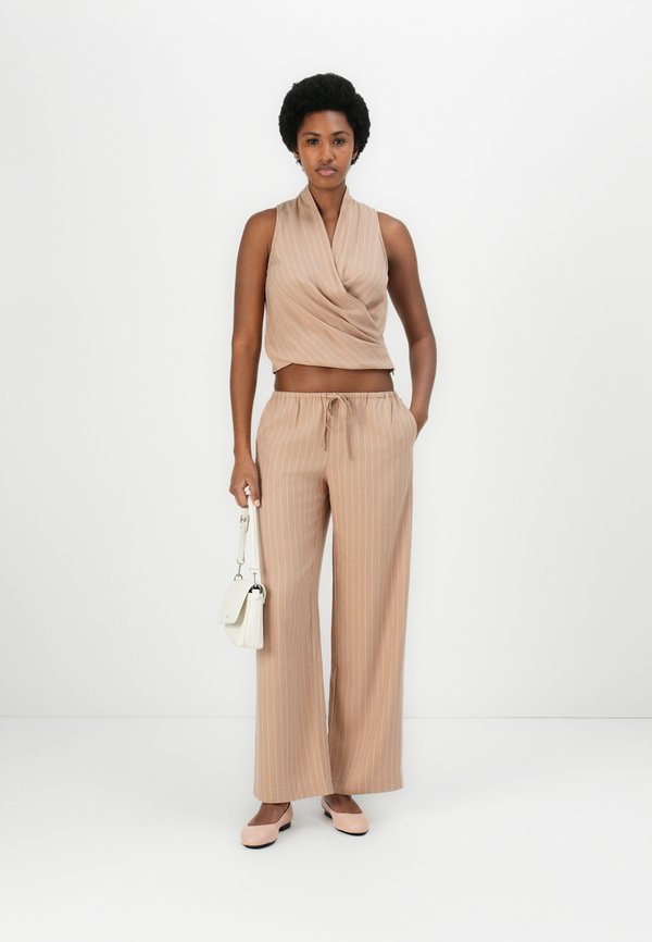 ALMERIA WRAP - Blouse - camel4