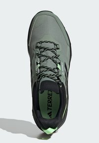 Adidas Terrex AX4 GTX ciemnozielony