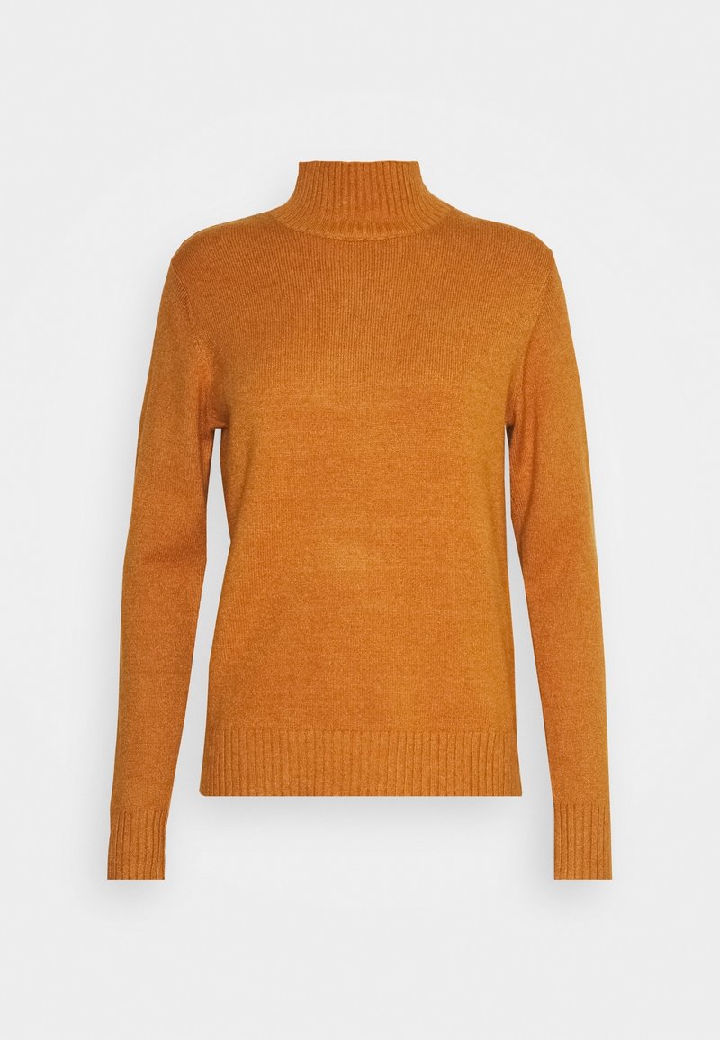 Pull en maille orange brûlé à manches longues avec col cheminée côtelé, poignets et ourlet, sur fond blanc uni.