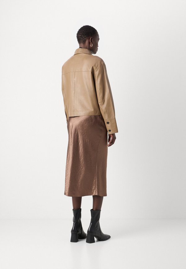 TURN-DOWN COLLAR - Leather jacket - melted nougat2