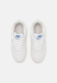 Hummel MATCH POINT MP - Sportcipő - bright white