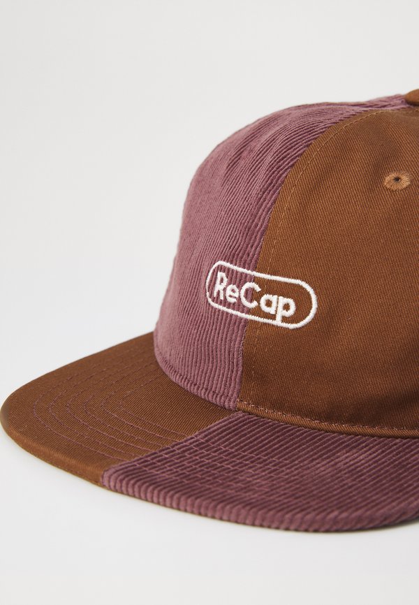 LOGO 5 PANEL UNISEX - Cap4