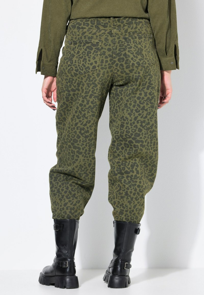Pantalon imprimé léopard gaze de coton fluide EMILY vert