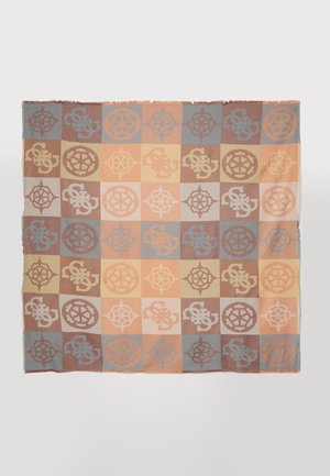 Bufanda tejida multicolor con patrones geométricos en beige, naranja, azul y marrón. Los bordes presentan un acabado con flecos suaves, creando una textura final.