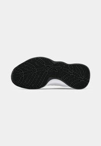 Reebok PRESS UNISEX - Basketbalová obuv - white/core black/barely grey