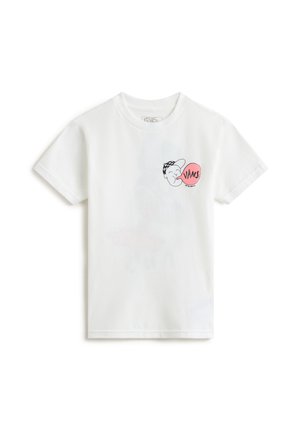 Wit T-shirt met korte mouwen met een klein cartoonachtig gezicht dat een geruit petje draagt en een roze tekstballon met de tekst "Vans" op de linkerborst.