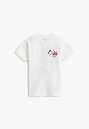 Biały t-shirt z krótkim rękawem z małą kreskówkową twarzą noszącą czapkę w kratę oraz różową chmurką z napisem "Vans" na lewej piersi.