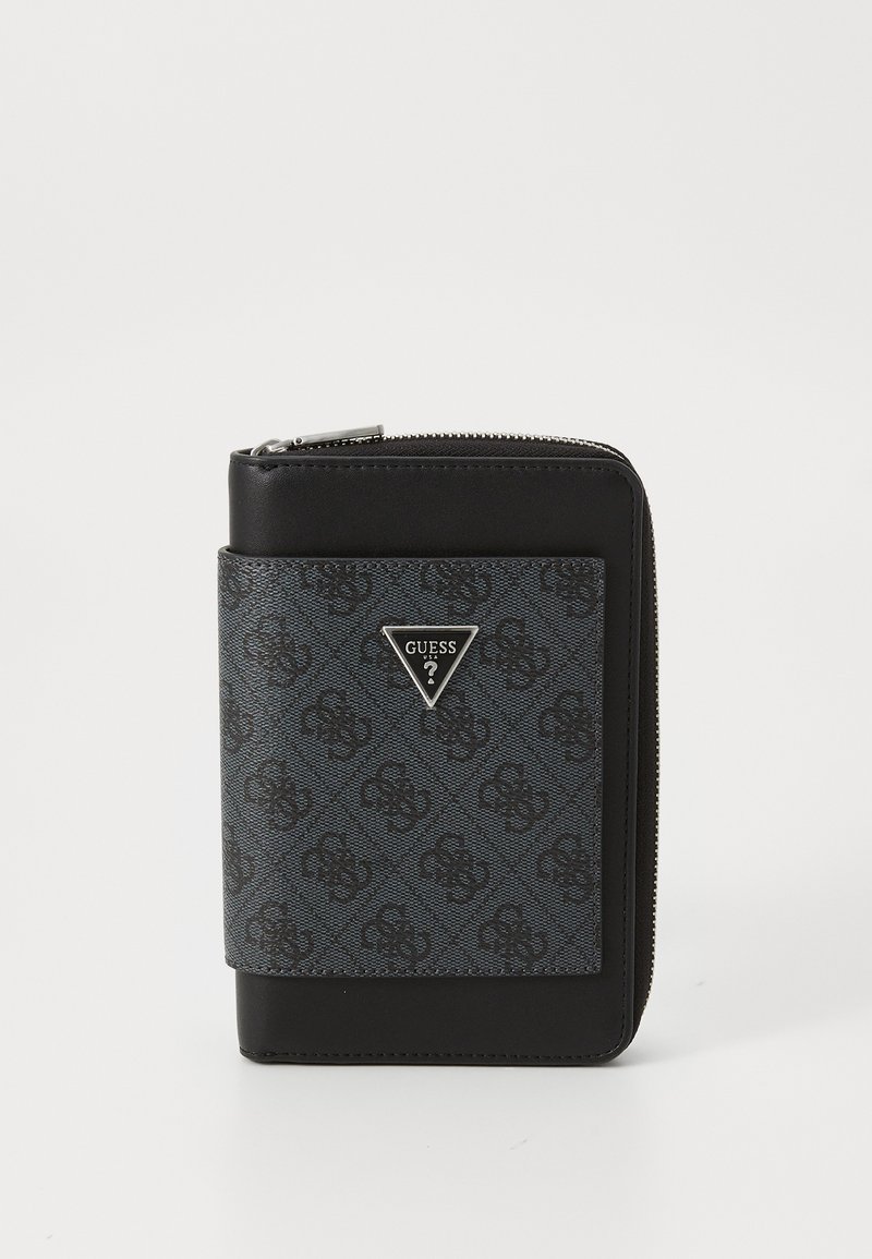 Portefeuille noir et bleu avec un extérieur texturé, un patch logo, une fermeture éclair et un design à motif géométrique. Forme rectangulaire compacte.