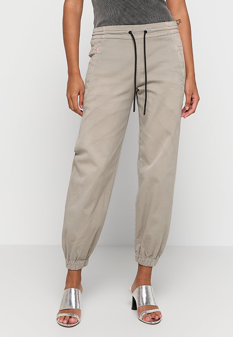 Diesel Relaxed fit jeans lichtgrijs Diesel Relaxed fit jeans lichtgrijs