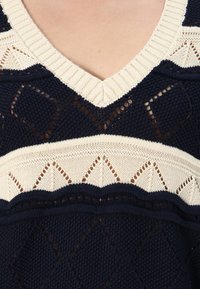 VILA Pullover - beige