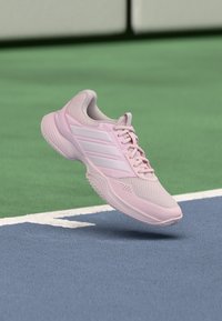 Δεν επιλέχθηκε, distilled pink/footwear white