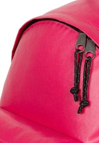 Eastpak PADDED PAK'R - Zaino - glossy carmine