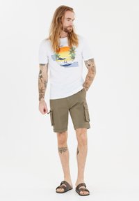 Cruz Shorts - deep lichen green