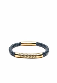 Flätad marinblå läderarmband med guldtonade snurrade metalldetaljer, med släta cylindriska lås i vardera änden.