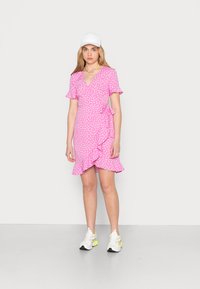 ONLY ONLOLIVIA WRAP DRESS - Vestido de dia - opera mauve/fiona ditsy
