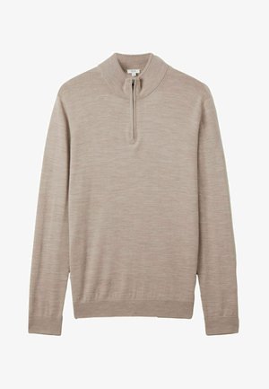 Beżowy sweter z zamkiem na szyi, wykonany z miękkiego, lekkiego materiału. Posiada długie rękawy oraz ściągacze na mankietach i kołnierzu, z gładką teksturą.