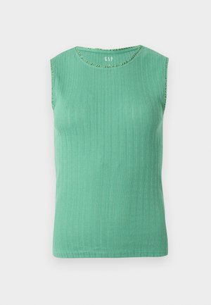 Αμάνικο πράσινο ριμπ πλεκτό τοπ με στρογγυλή λαιμόκοψη και διακριτικό κάθετο δαντελένιο σχέδιο, παρουσιάζεται πάνω σε μονόχρωμο φόντο.