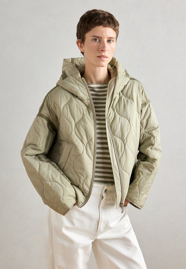 JACKET HOODED WITH TAPES WELT POCKETS - Light jacket - smooth sage