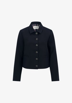 Zwarte cropped damesjas met geschulpte knopenbies, lange mouwen, kraag en twee voorste paspelzakken.