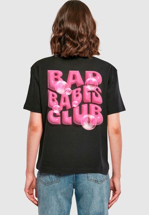 Mister Tee BAD BABES - Μπλουζάκι με στάμπα - black