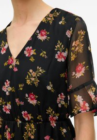 Vero Moda VMSMILLA - Robe de jour - black