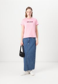 Tommy Jeans NYC  - Print T-shirt - pink sugar
