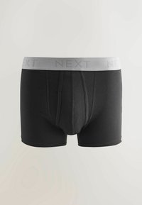 Černé boxerky z hladké, pružné látky. Mají šedý elastický pas s logem "NEXT" a design s předním klínem.