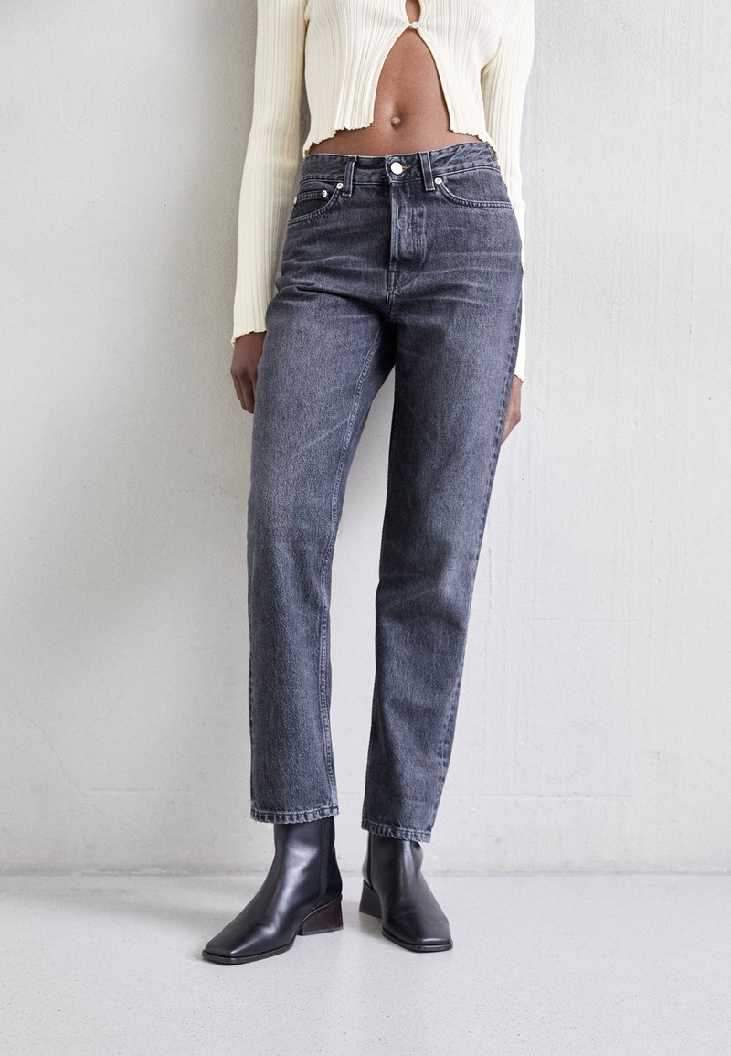 Won Hundred - BILLY - Straight leg -farkut - black vintage, Suurenna