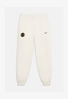 KYLIAN MBAPPE CLUB UNISEX - Παντελόνι φόρμας - sail/gold-coloured