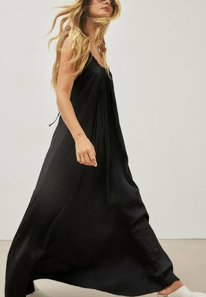NA-KD, GATHERED VOLUME STRAP DRESS - Robe longue - black