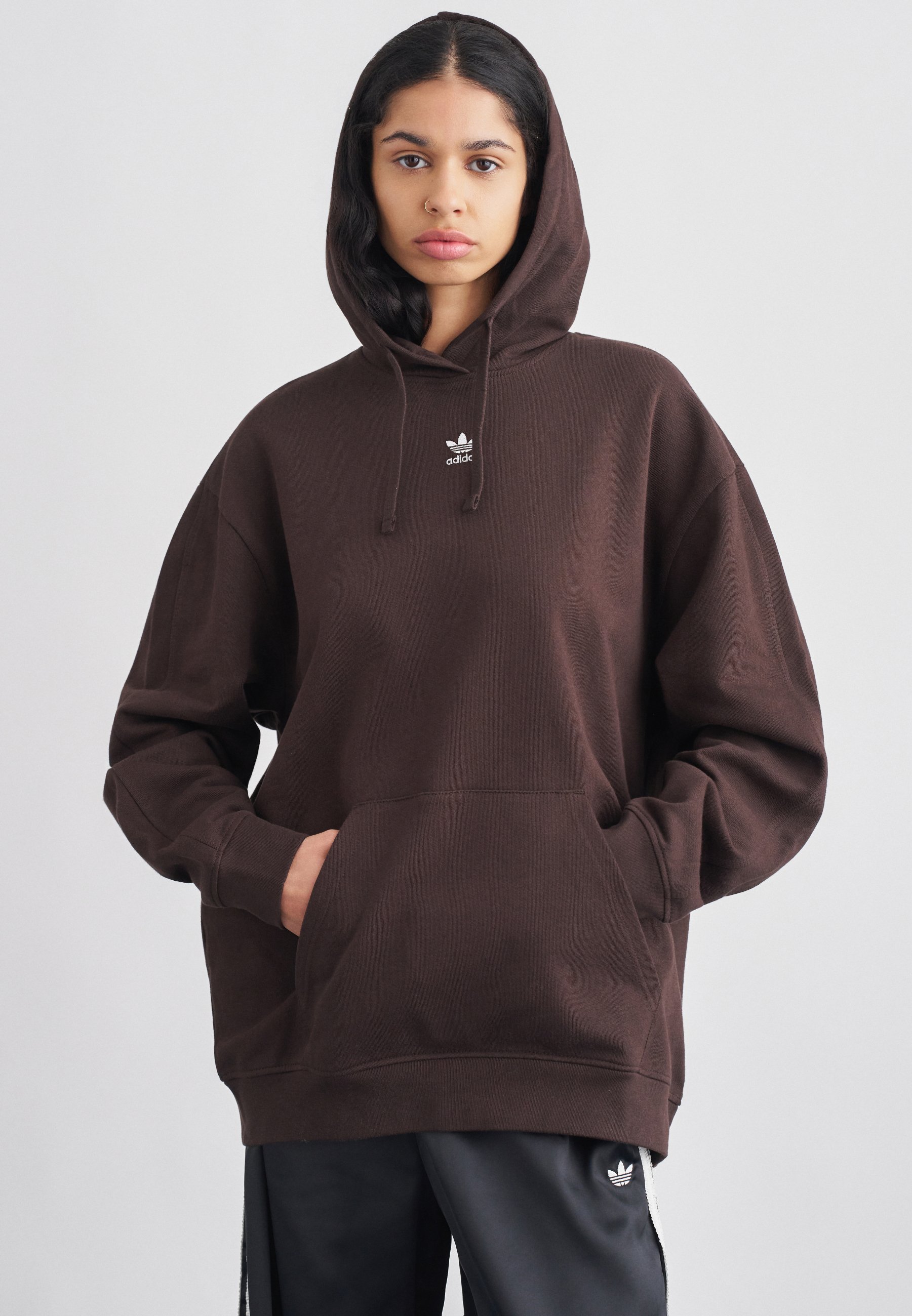 adidas Originals HOODIE - Hoodie - aurora coffee/dark brown