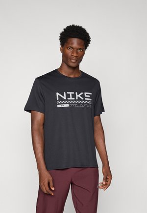WINTER MILER TOP - Tekninen t-paita - black/reflective silver-coloured