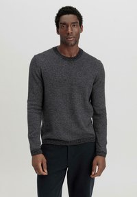 hessnatur Strickpullover - anthrazit