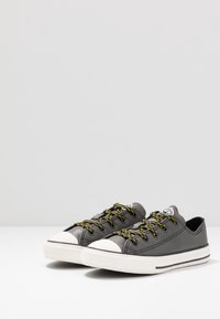 Converse CHUCK TAYLOR ALL STAR TUMBLED - Sneakers - grey