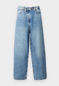 ONLECHO WIDE UNEAVEN - Wide leg - medium blue denim
